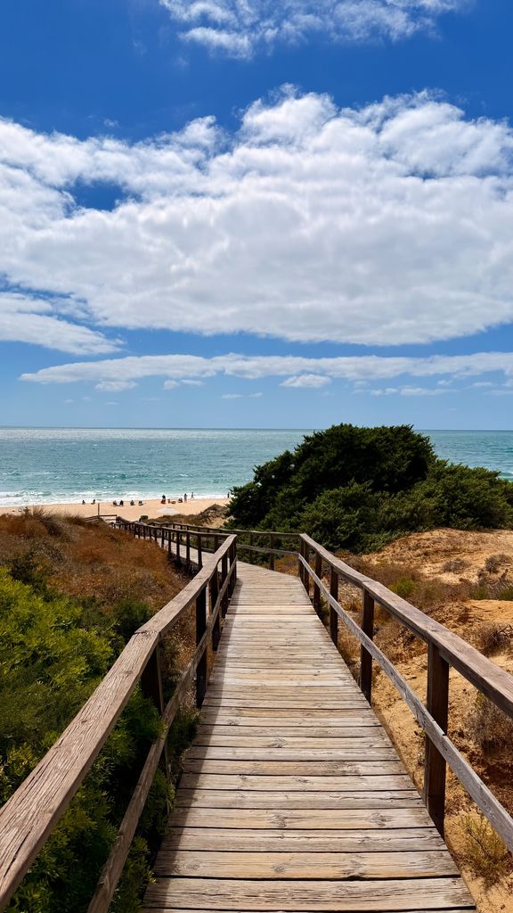 Nadia ferreira compartió cómo luce la playa en la que pasa estos días en Cádiz