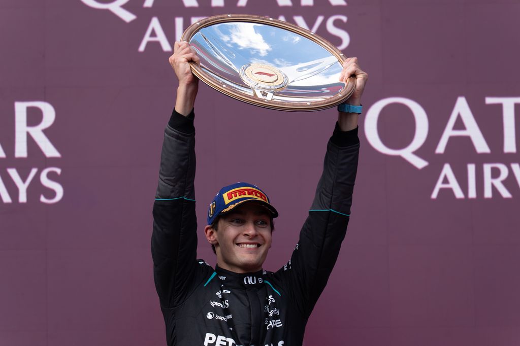 George Russell celebra su victoria en el Gran Premio de Australia 2026