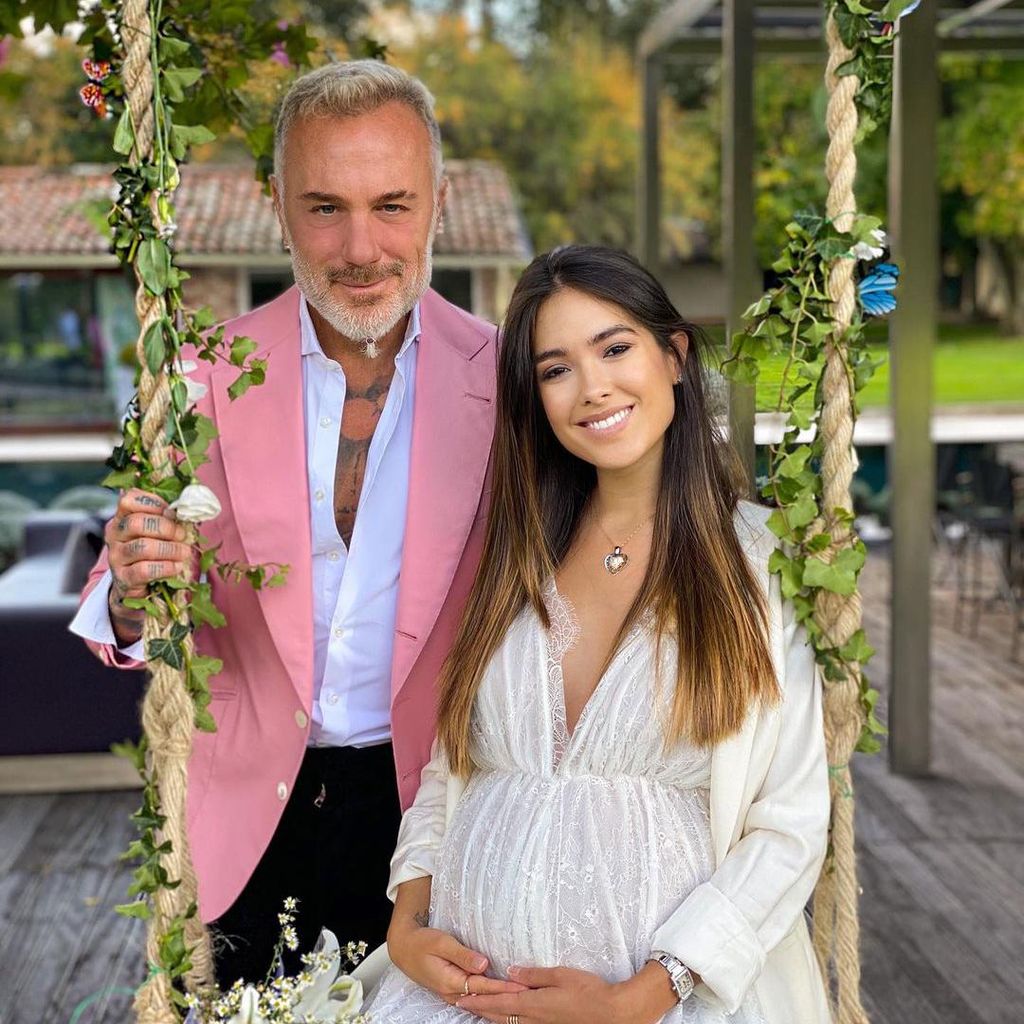 gianluca vacchi y sharon fonseca