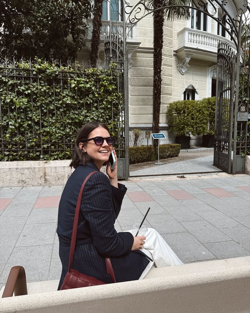 Isabelle Junot y sus zapatillas eco y barefoot que combina con todo