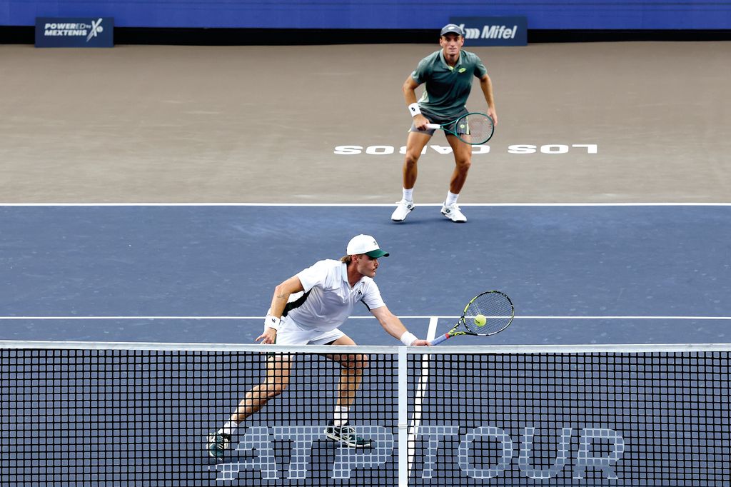 Blake Bayldon y Tristan Schoolkate durante la final de dobles en el 2025. 
