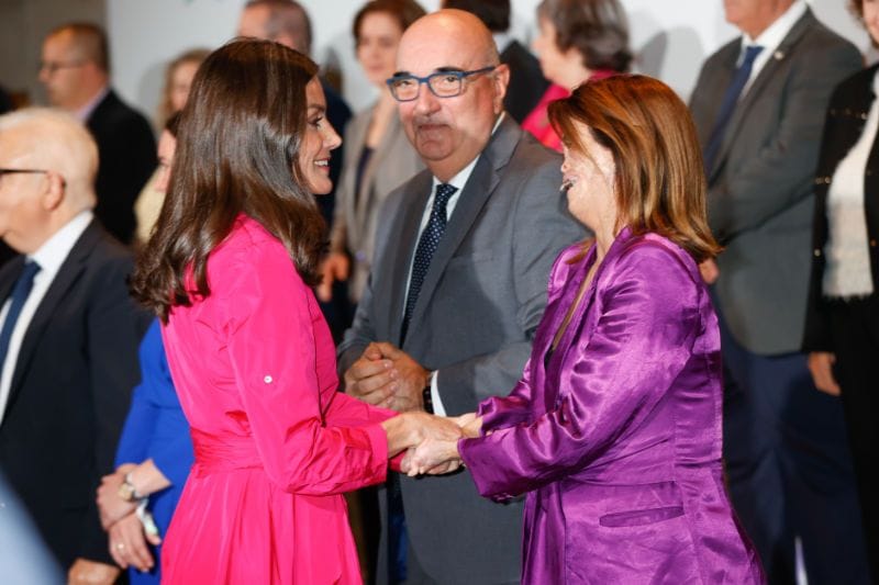 Reina Letiza con Fidela Mirón Torrente, vicepresidenta de la Asociacion Española de Porfiria, una enfermedad rara