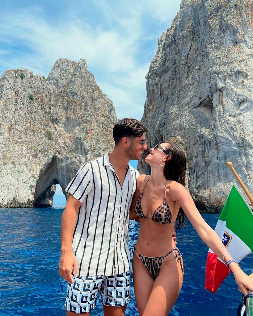 Sandra Garal y Marco Asensio en uno de sus viajes a la isla italiana de Capri