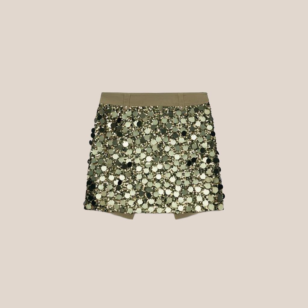 1 minifalda de lentejuelas de Zara, 3 looks de noche para el verano