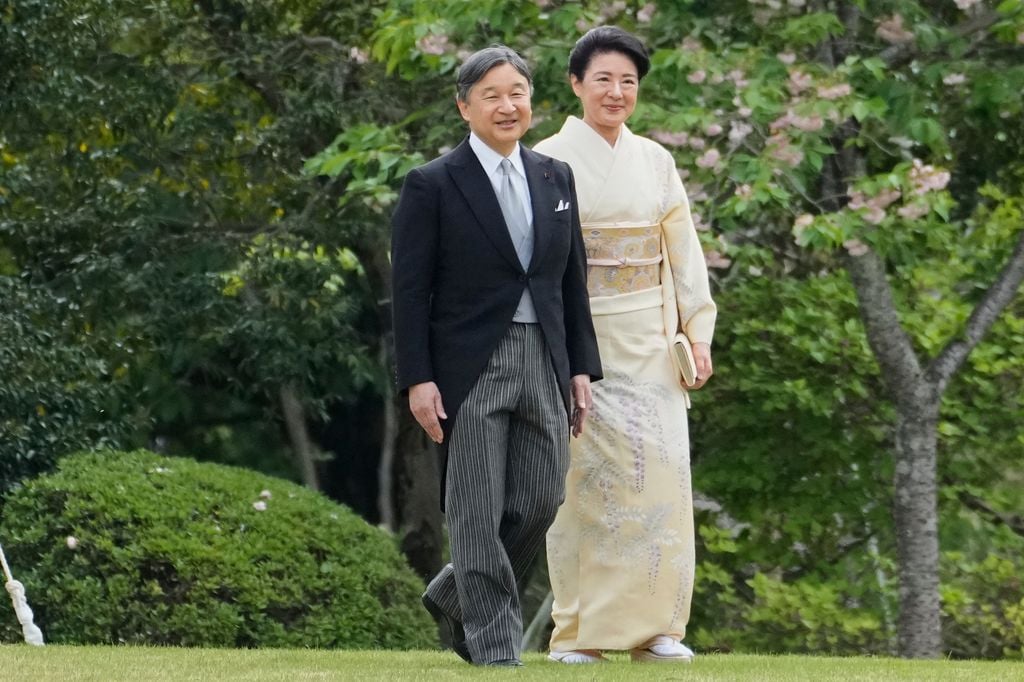 Los emperadores Naruhito y Masako a la llegada de la fiesta