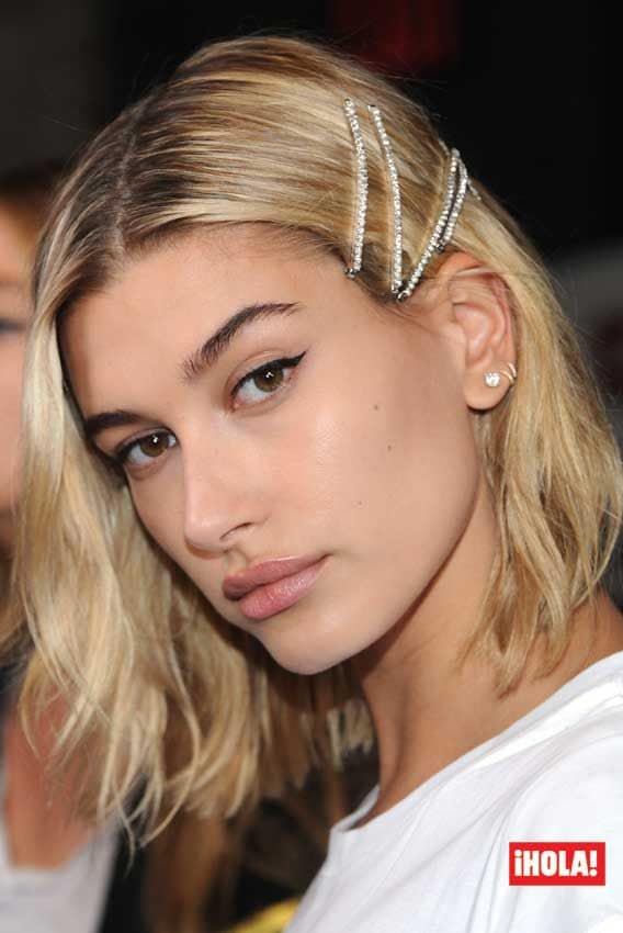 Hailey Baldwin piel