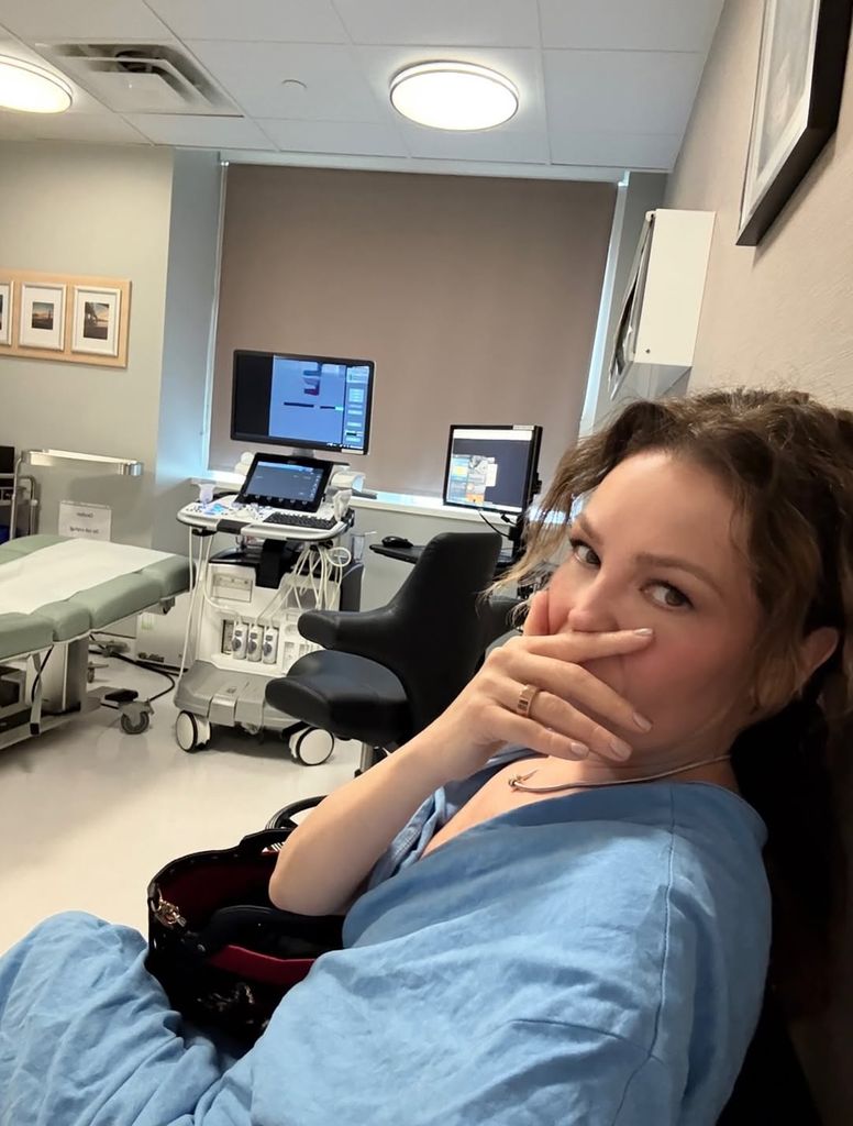 Thalía compartió unas imágenes de su revisión médica.