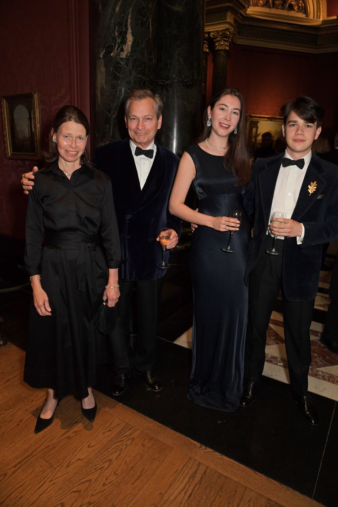 Lady Sarah Chatto con su hijo Samuel y su futura nuera