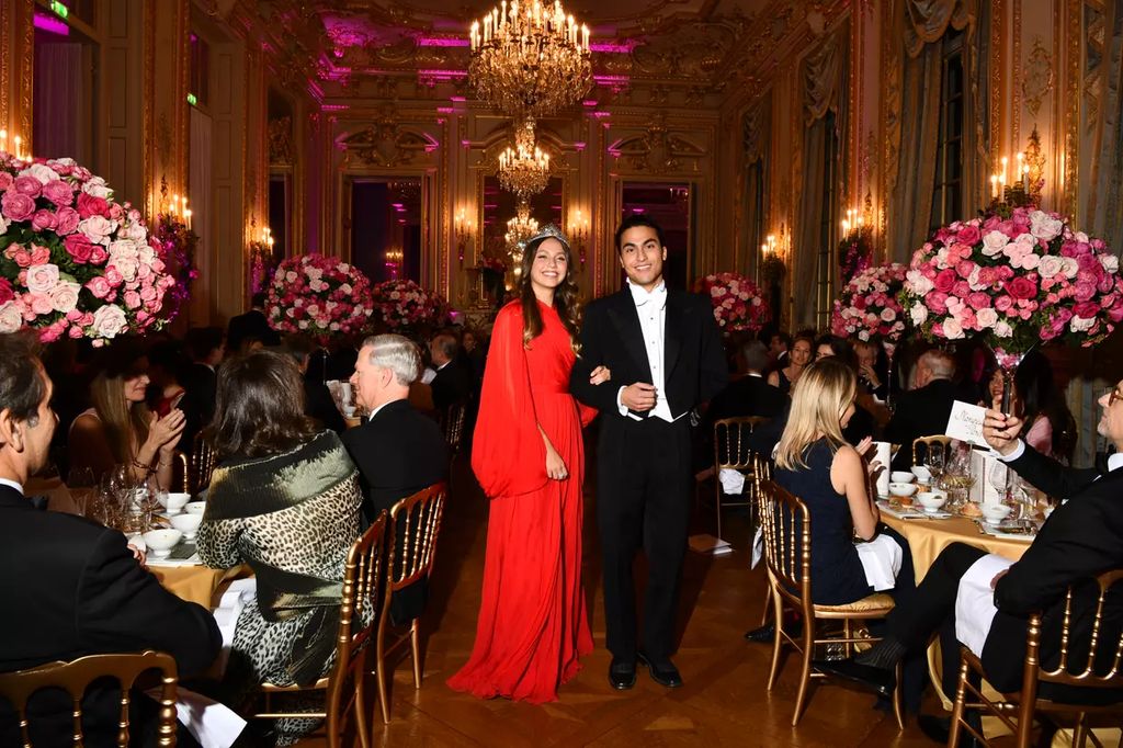Louise d'Orléans en Le Bal, el baile de debutantes de París, 2019.
