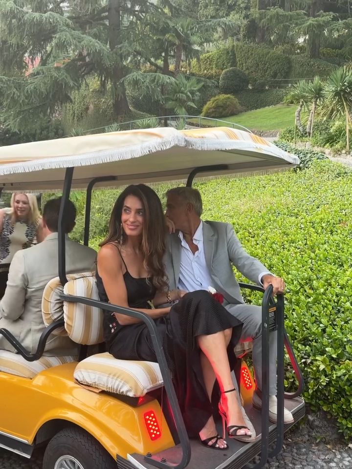 Amal Clooney recupera un vestido de archivo de John Galliano y se convierte en la protagonista de la noche