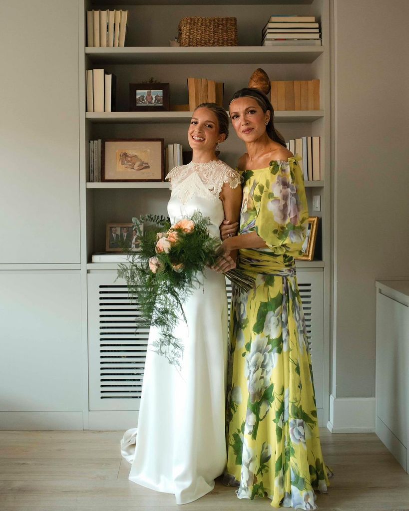 Madres de la novia con vestido estampado lima