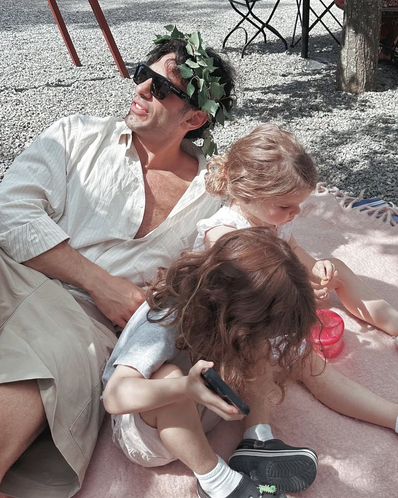 Jwan Yosef con sus hijos, Lucía y Renn, fruto de su relación con Ricky Martin.