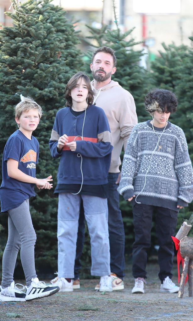 ben affleck y jennifer lopez con sus hijos