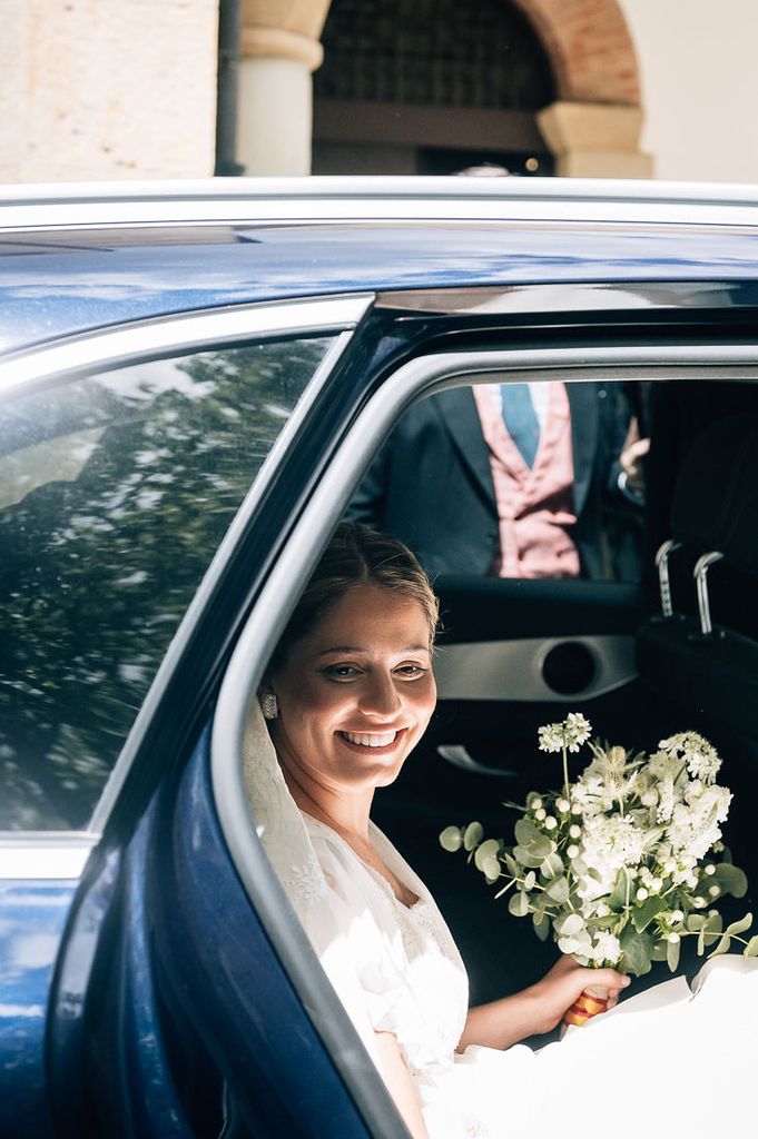 Natalia con vestido de novia de Manuel de Vivar en su boda con Nacho