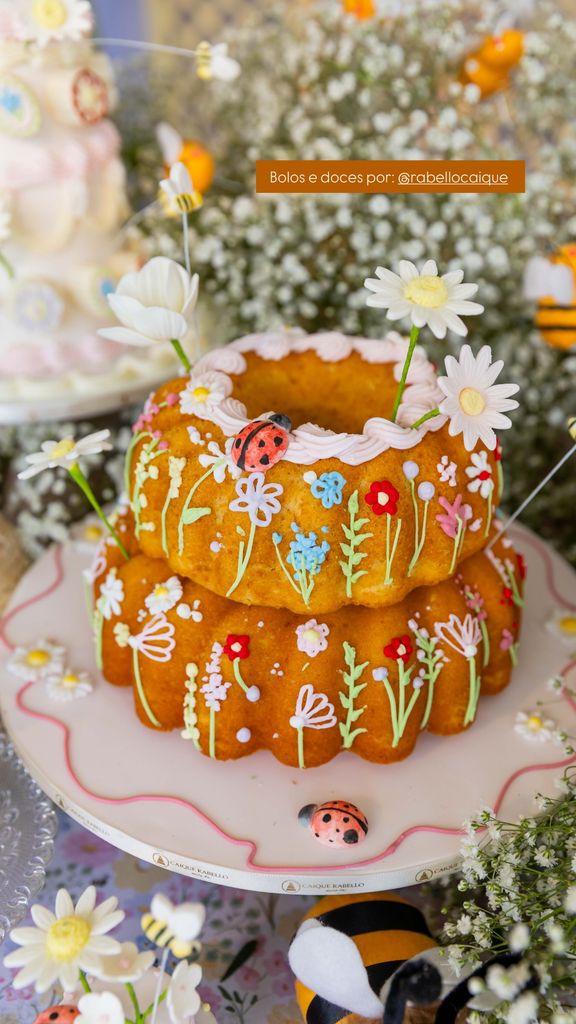La fiesta estuvo llena de postres y comida paa los invitados más pequeños y sus papás