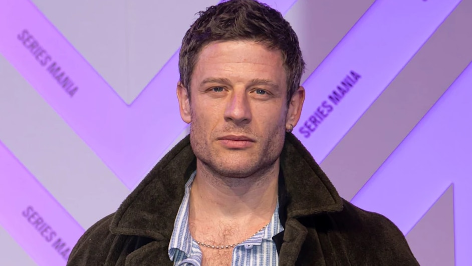 James Norton fue visto en un tren
