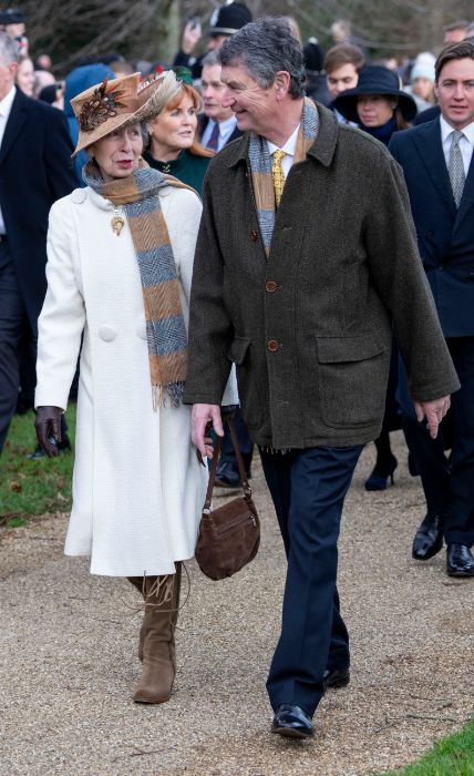La Princesa Ana y su esposo Timothy Laurencia