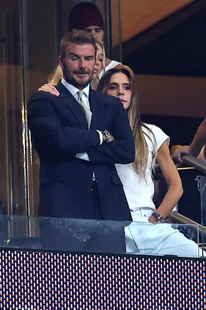 David Beckham y su mujer, Victoria, en un partido de Inglaterra durante el Mundial de fútbol
