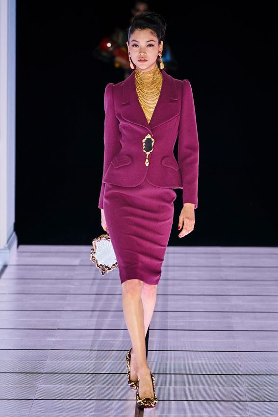 moschino f22 038038220303