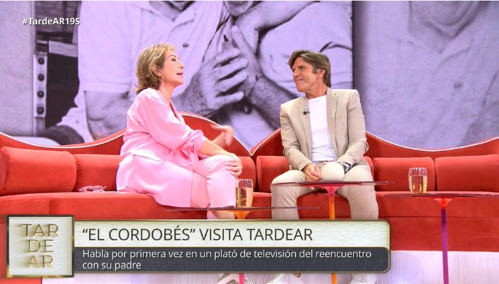 Ana Rosa Quintana entrevistando a Manuel Díaz 'El Cordobés'