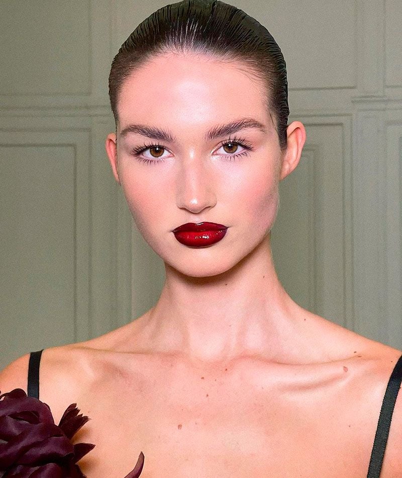 Labios rojos glaseados