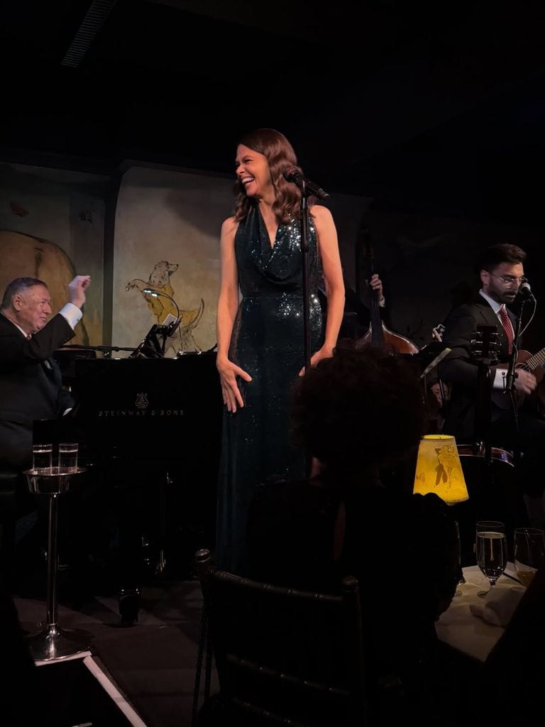 Actuación de Sutton Foster en Nueva York