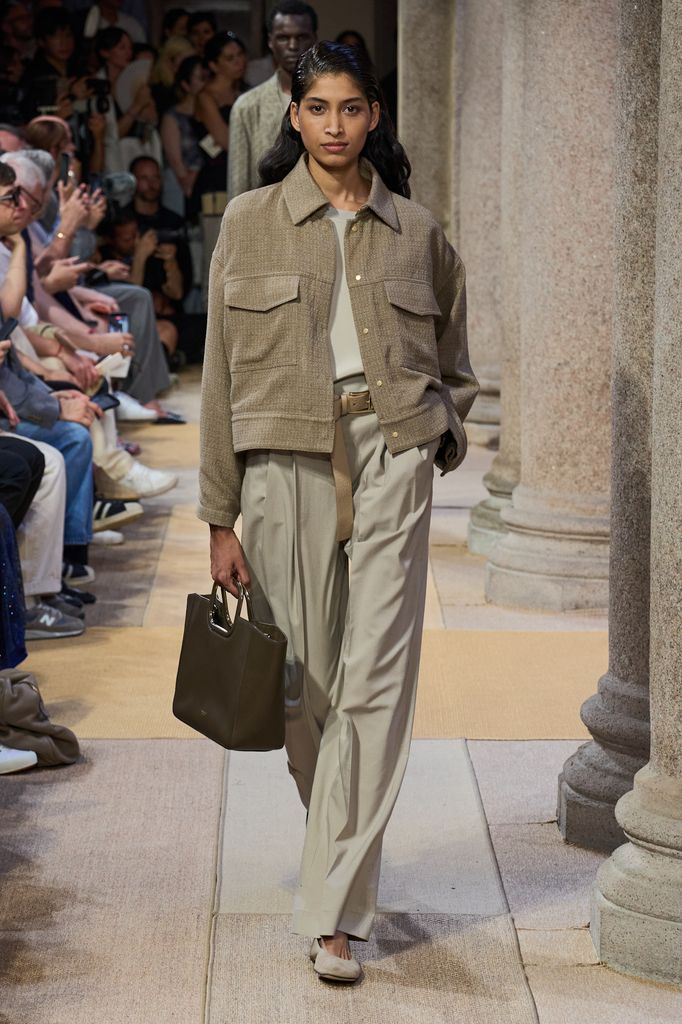 Giorgio Armani Primavera/Verano 2027 Colección Crucero Mujer