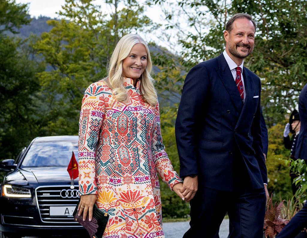 Haakon y Mete-Haakon y Mete-Marit en agosto de 2025Marit en agosto de 2025