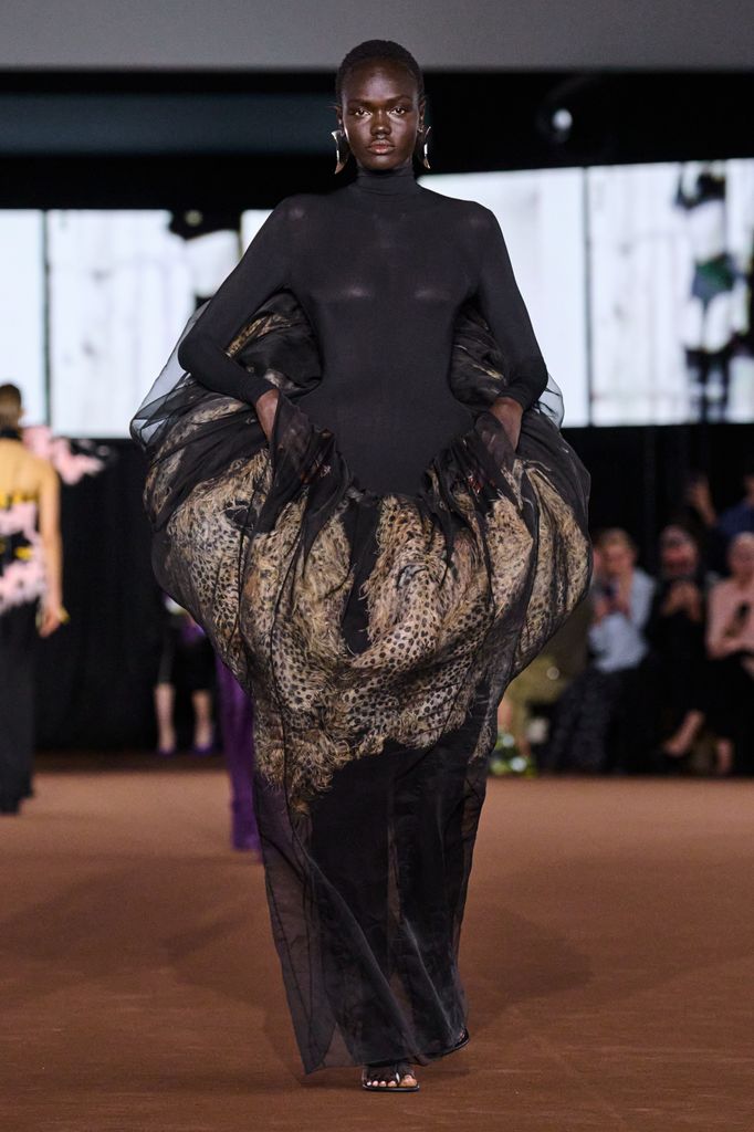 Paris Fashion Week: desfile de Mugler (Primavera/Verano 2027)