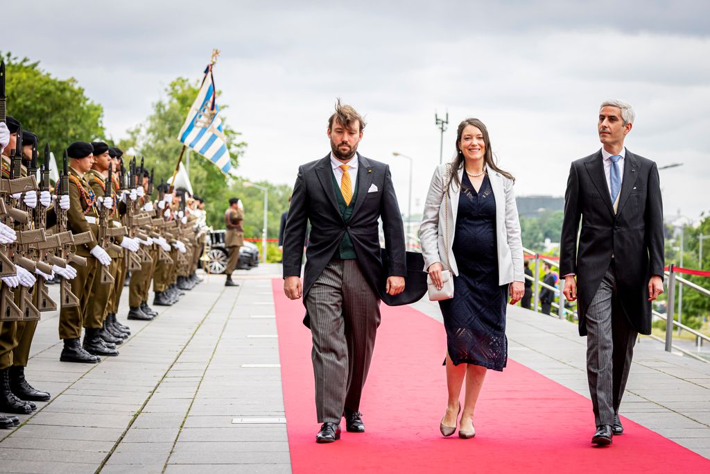 Alejandra de Luxemburgo con su marido Nicolas Bagory (derecha) y su hermano Sebastian 