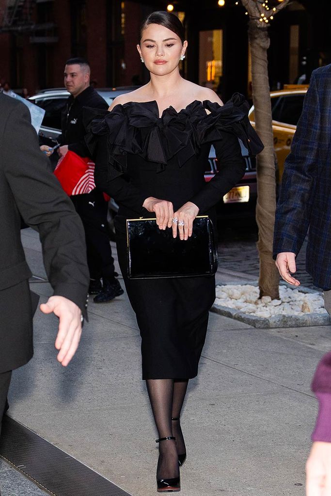vestido-oscar-de-la-renta-selena-gomez