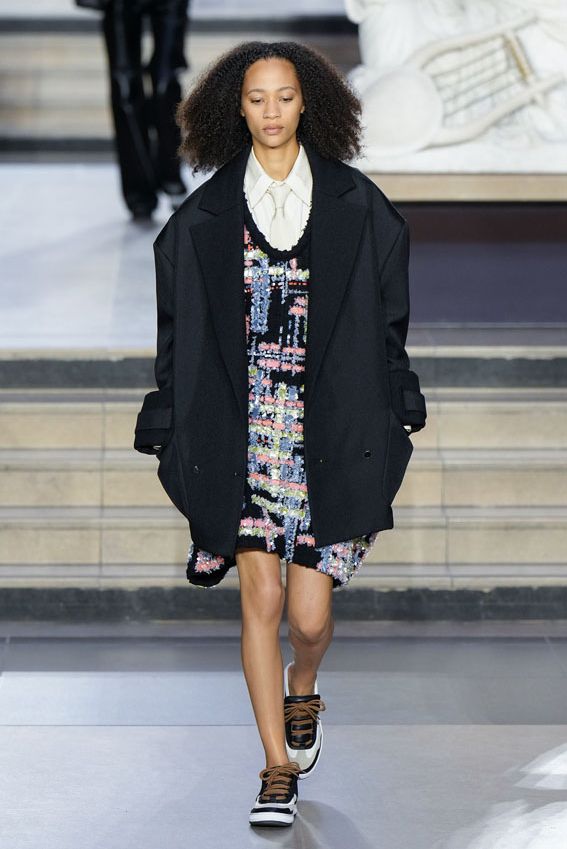 vuitton f22 01720220307017
