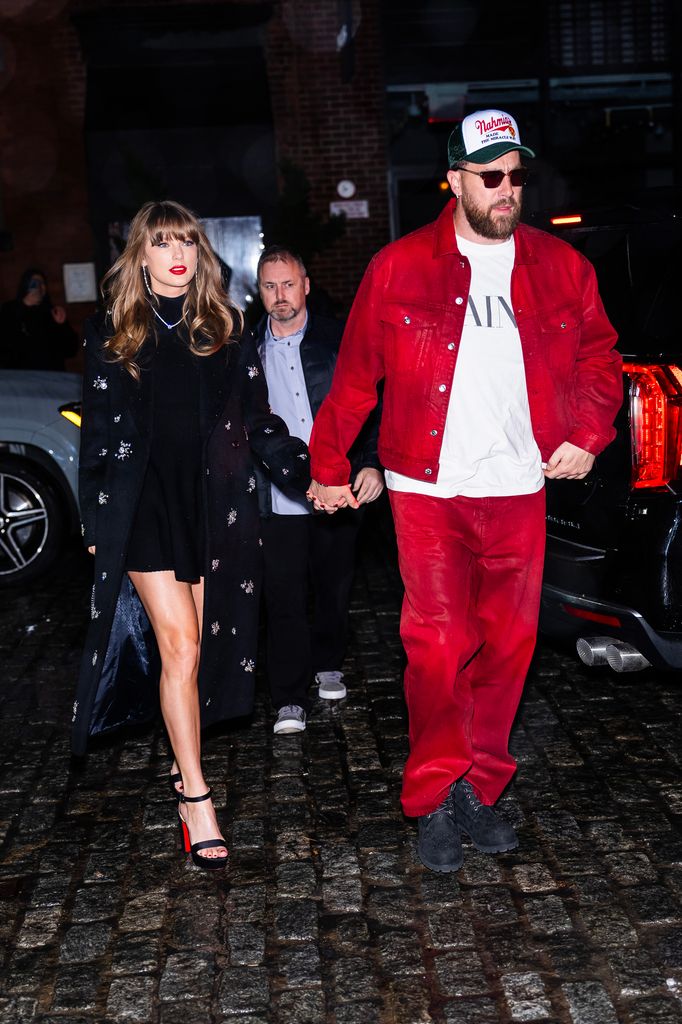 Taylor y Travis en las calles de Nueva York en Diciembre 2024.