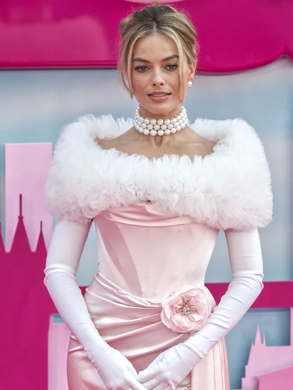  Margot Robbie