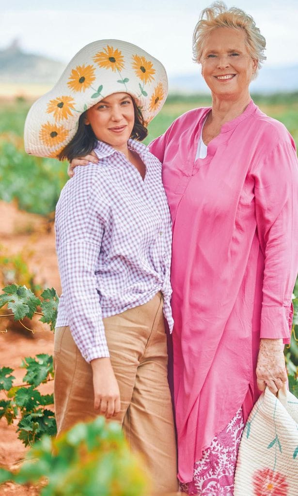 Lucía y Jara Dominguin HOLA4117