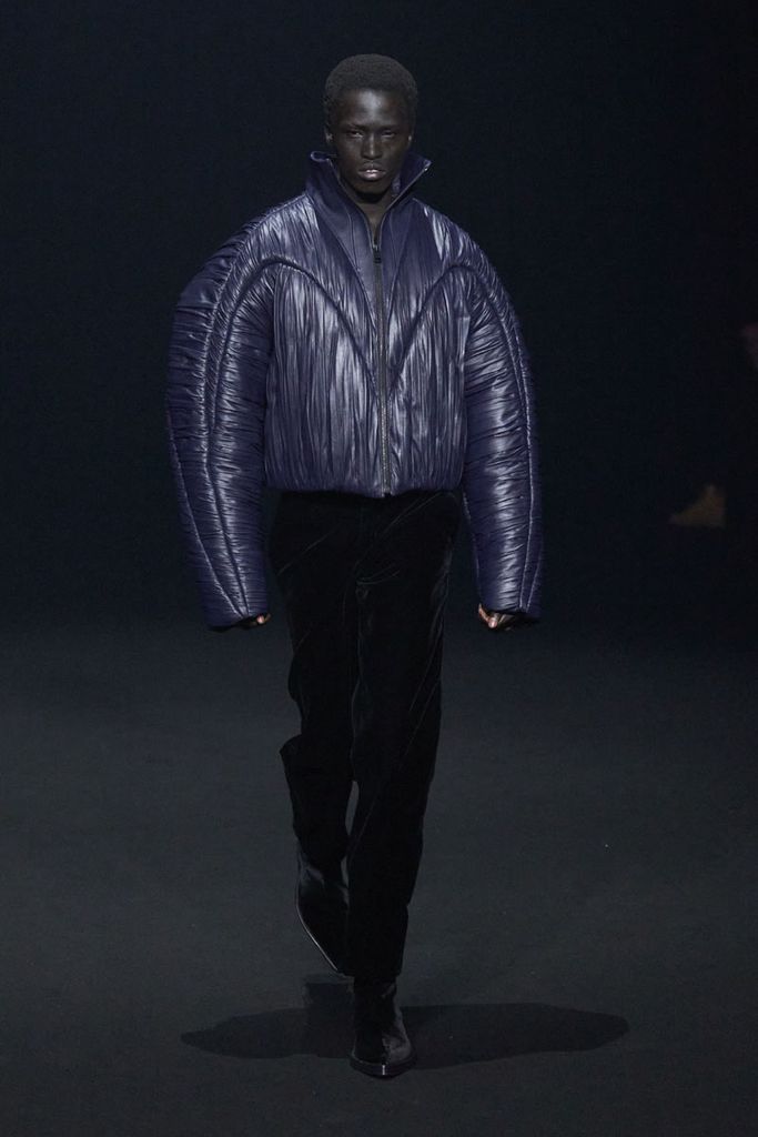 mugler027a