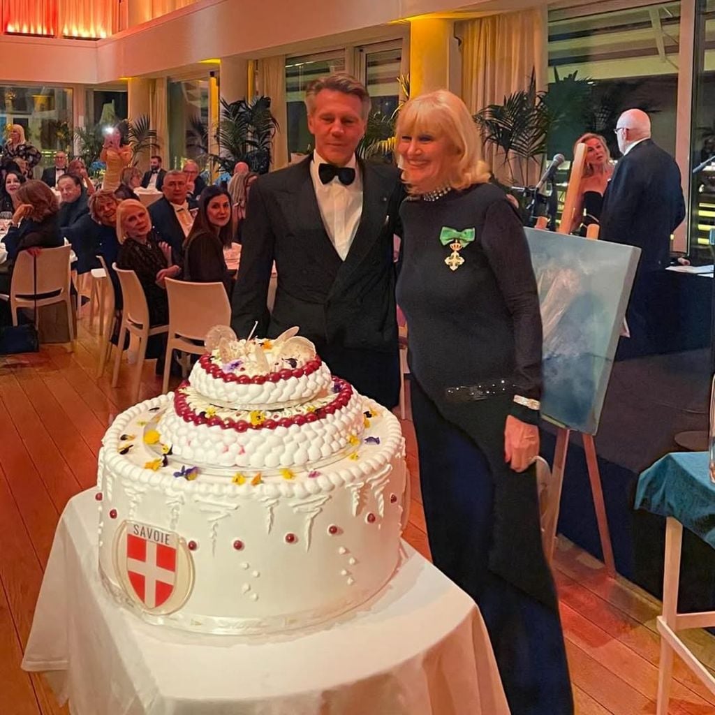 Giuliana Castano Bizzio junto a Manuel Filiberto de Saboya