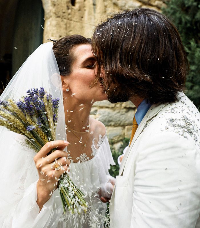 charlotte-casiraghi-dimitri-rassam-beso-segunda-boda