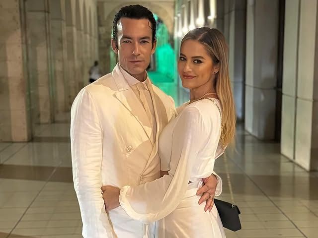 Lola Ponce y Aarón Díaz están de celebración por su aniversario de bodas número 10 