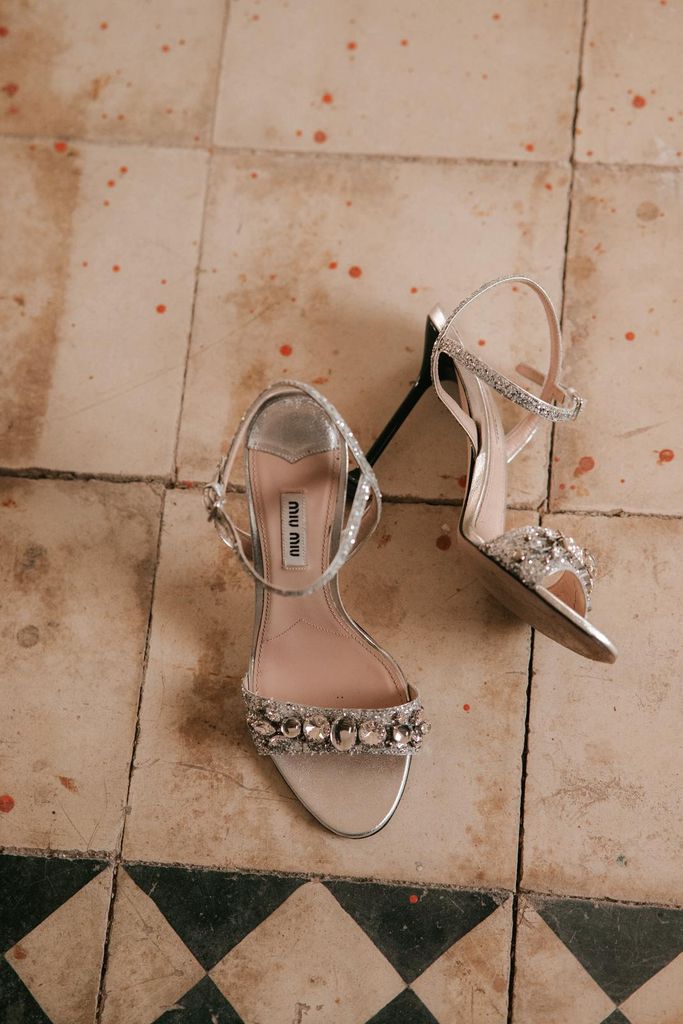 Sandalias de novia con pedrería