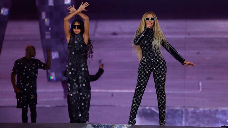 beyonce-blue2