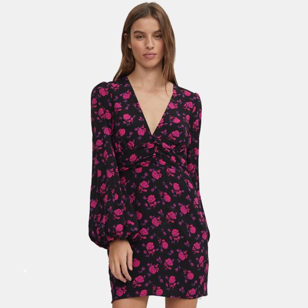 vestido escote fruncido
