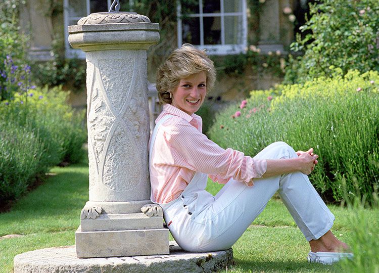 lady_di_prendas_16a