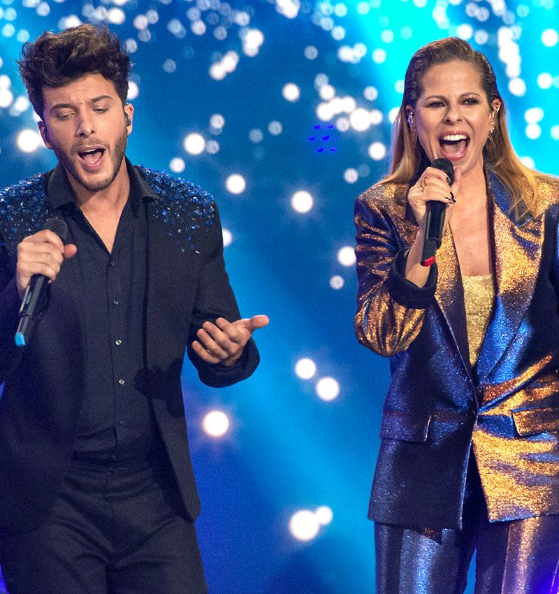 Blas Cantó y Pastora Soler, sobre el escenario