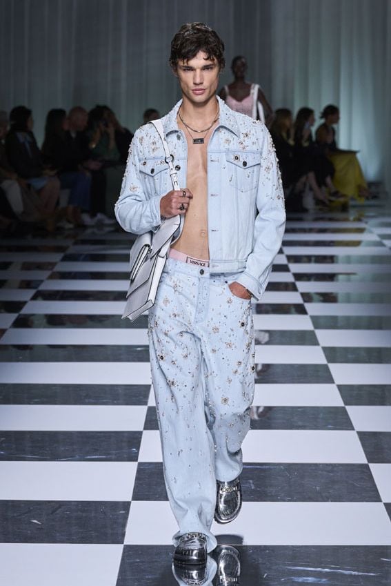 versace037a