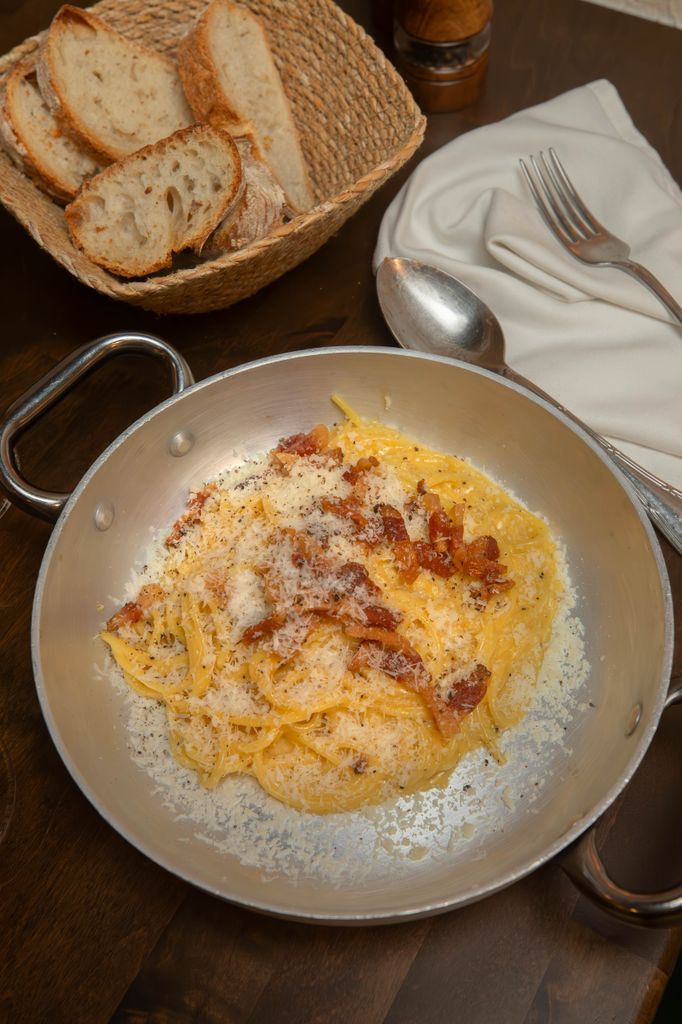 La carbonara es el plato estrella de El Giovale