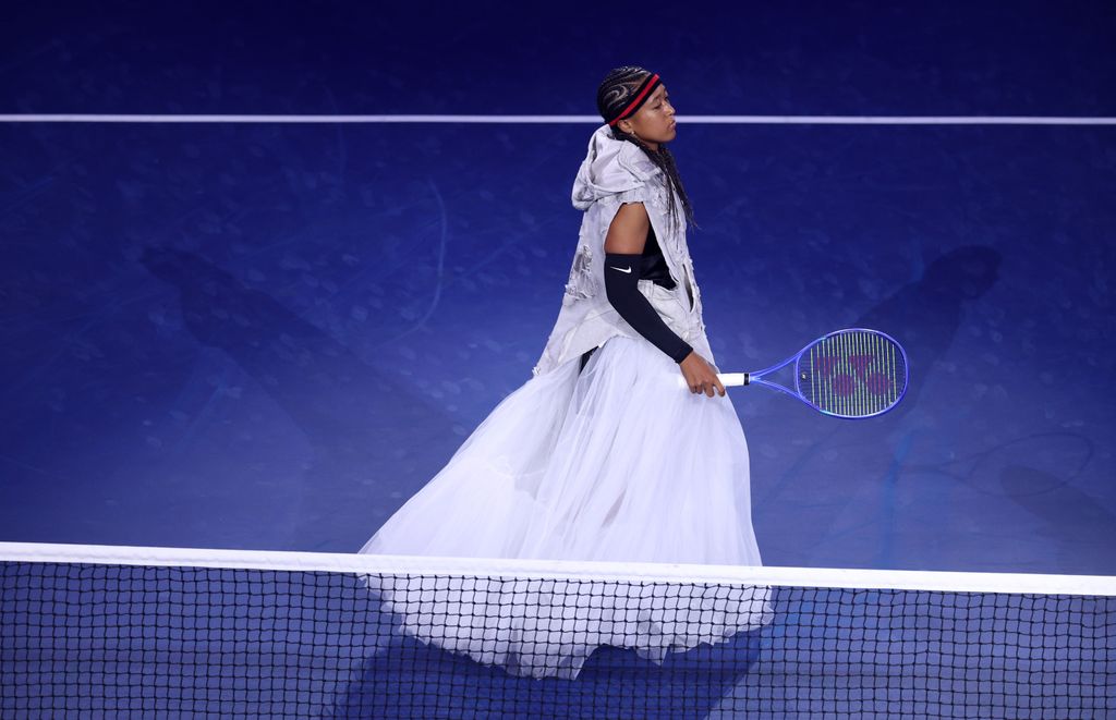 Naomi Osaka lució un traje hecho a la medida de Who Decides War en su primer juego en el Us Open 2026.