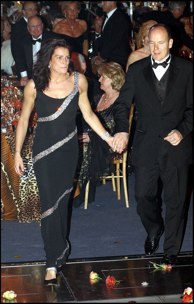 La princesa Estefanía de Mónaco junto a su hermano Alberto en el Baile de la Rosa de 2003