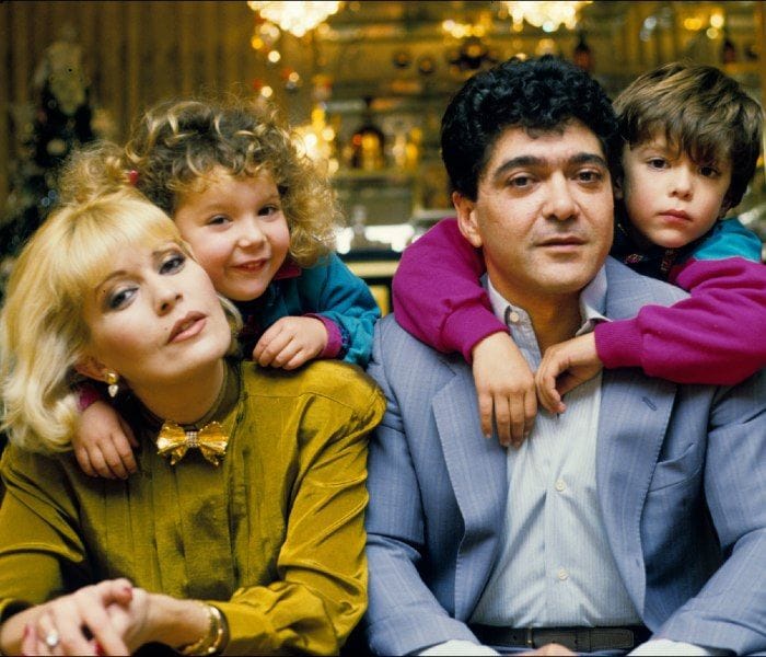 Bárbara Rey y Ángel Cristo con sus hijos 