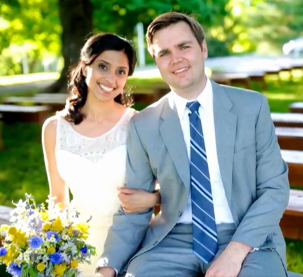 J.D. Vance y su esposa, Usha, celebraron su 12° aniversario de bodas en junio